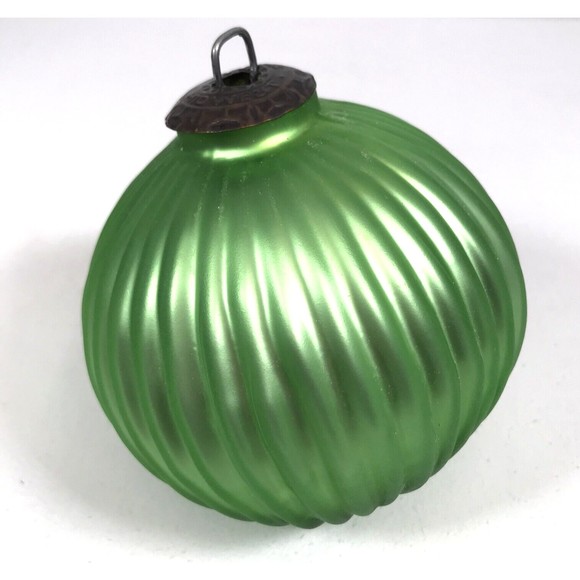 VTG Kugel Midwest Christmas Ornament Iridescent Lime Green Ribbed Glass Lg 4.5" - Picture 6 of 9